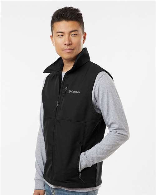 Columbia 209047 Men's Ascender™ II Soft Shell Vest