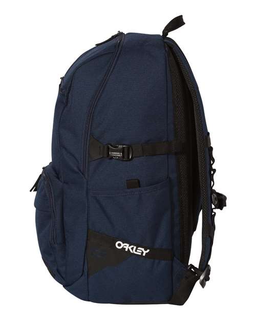 Oakley 921422ODM 28L Street Pocket Backpack